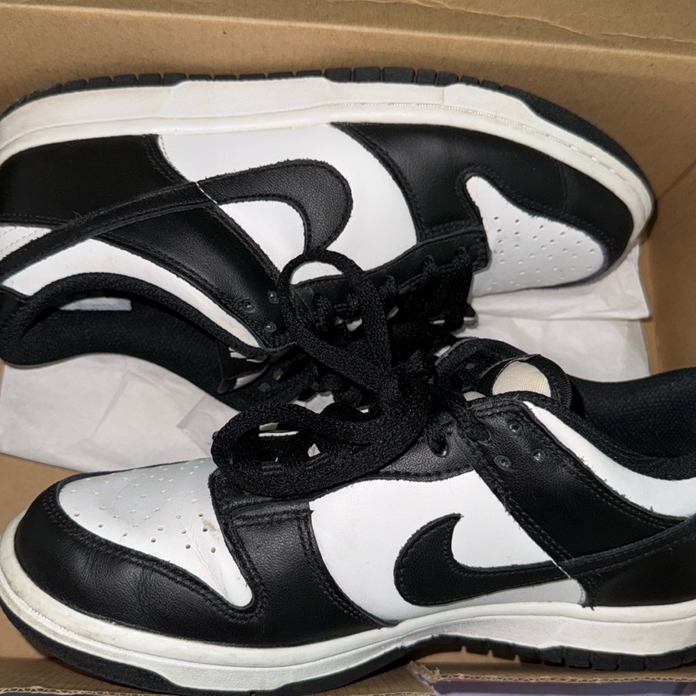 Nike Panda Dunks Sz 5.5